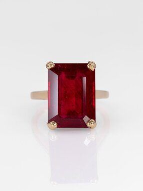 Estate 13.9 Ct Emerald Cut Madagascar Ruby Ring in Solid 14K Yellow Gold